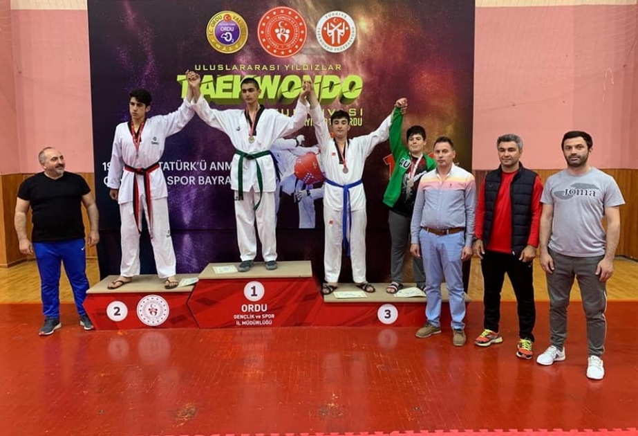 Yeniyetmələrdən ibarət taekvondo üzrə millimiz Türkiyədə birinci olub