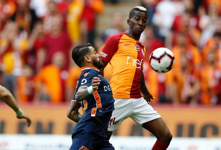 İstanbul derbisi: “Qalatasaray” komandası “Başakşəhər”i məğlub edərək çempion olub