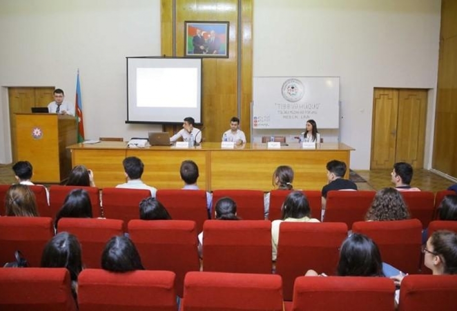Universitet tələbələrinin “Tibb və hüquq” mövzusunda forumu keçirilib