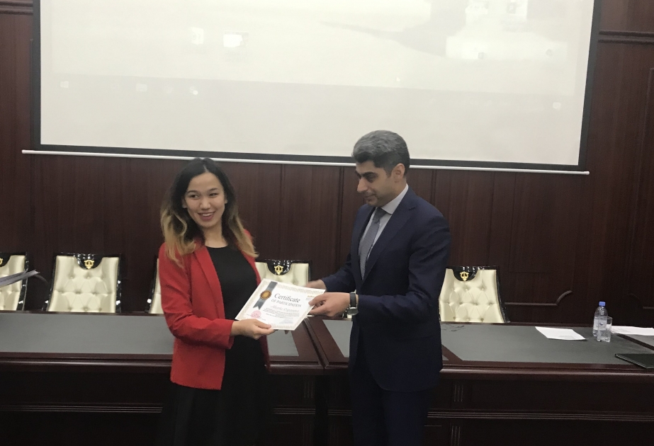 Qazaxıstanda universitet tələbələrinə Azərbaycan tarixindən danışılıb