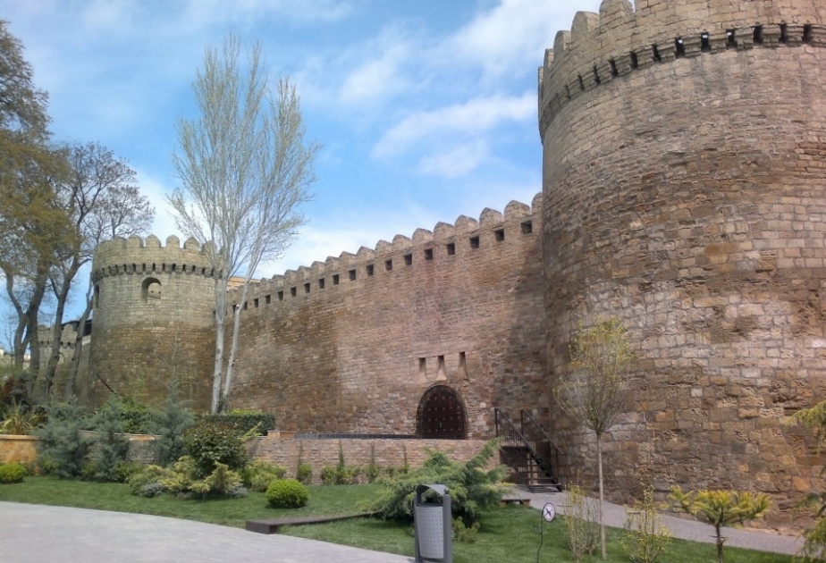 Muralla de la fortaleza de Bakú
