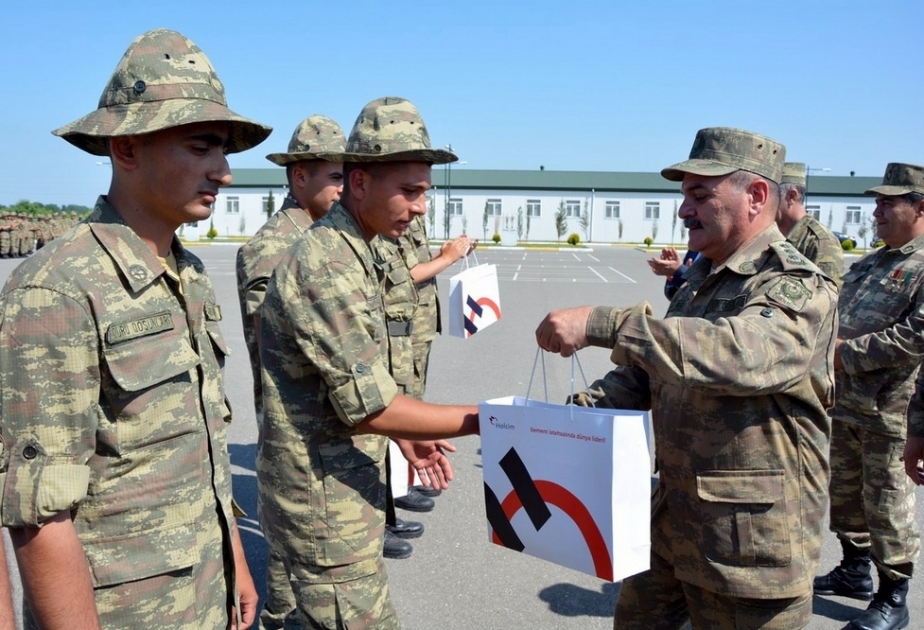 Hərbi hissədə görüş keçirilib