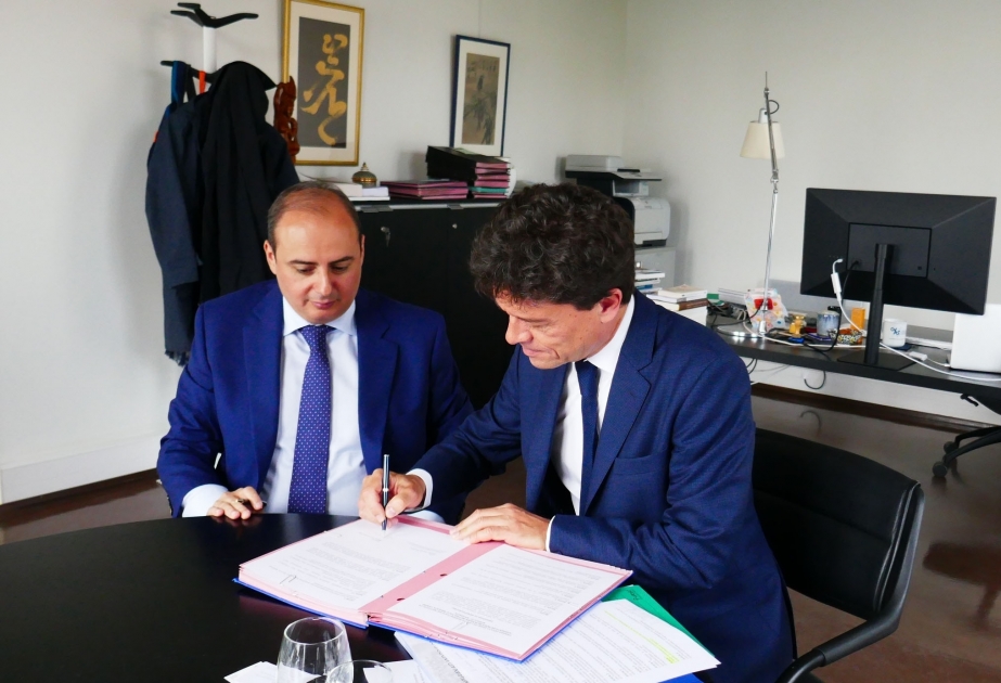 AIDA e INALCO firman un acuerdo de cooperación en París