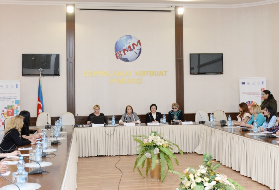 "Dayanıqlı İnkişaf Məqsədlərinin tətbiqi vasitəsilə gender əsaslı bələdiyyələrin təşviqi" layihəsi çərçivəsində dəyirmi masa keçirilib