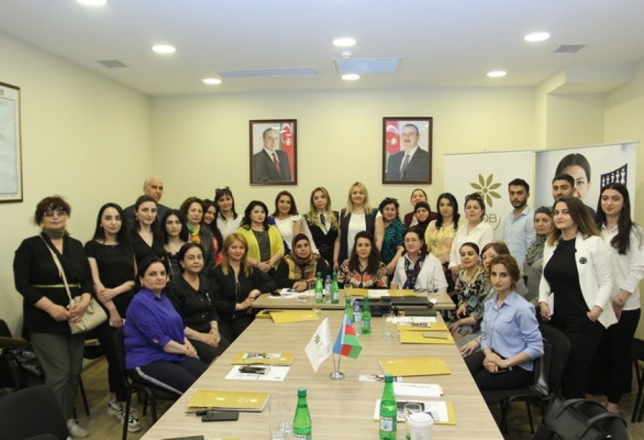 Qadın biznes inkubatorların yaradılması müzakirə edilib