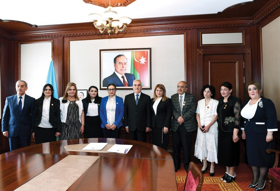 “Duzdağ” Fizioterapiya Mərkəzinin 40 illik yubileyi münasibətilə təltiflərin təqdimatı olub
