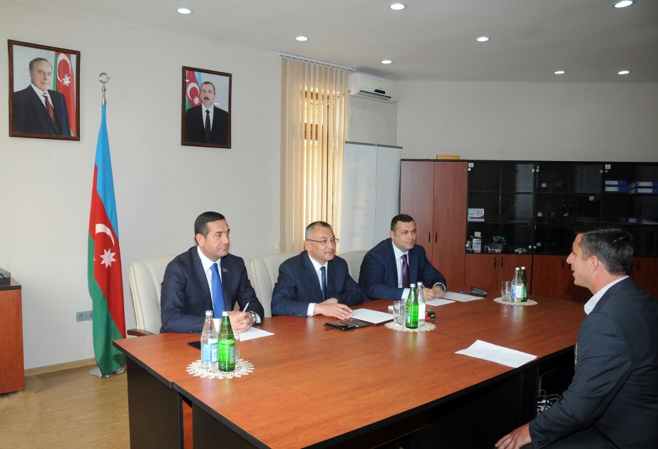 Dövlət Komitəsinin sədri və sədr müavinləri bölgələrdə vətəndaşları qəbul ediblər