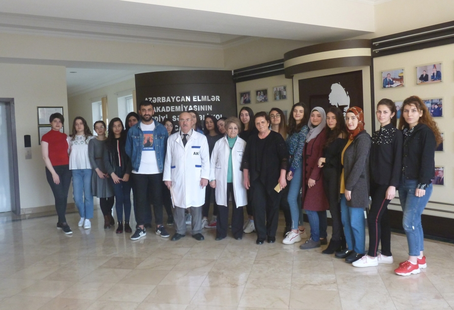 Aşqarlar Kimyası İnstitutunda tələbələrin istehsalat təcrübəsi başa çatıb