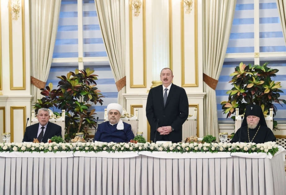 Prezident: Ölkə qarşısında duran bütün problemlərin həlli üçün bizdə həm güclü siyasi iradə, həm də cəmiyyət tərəfindən böyük dəstək var
