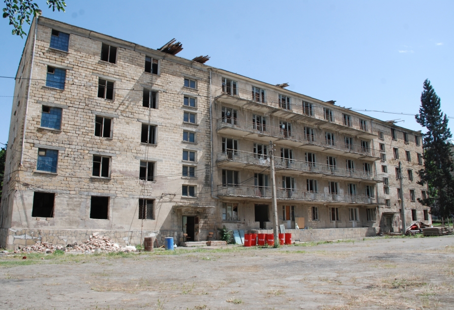 Gəncə Dövlət Universitetində Tələbə Şəhərciyinin yenidən qurulmasına başlanılıb