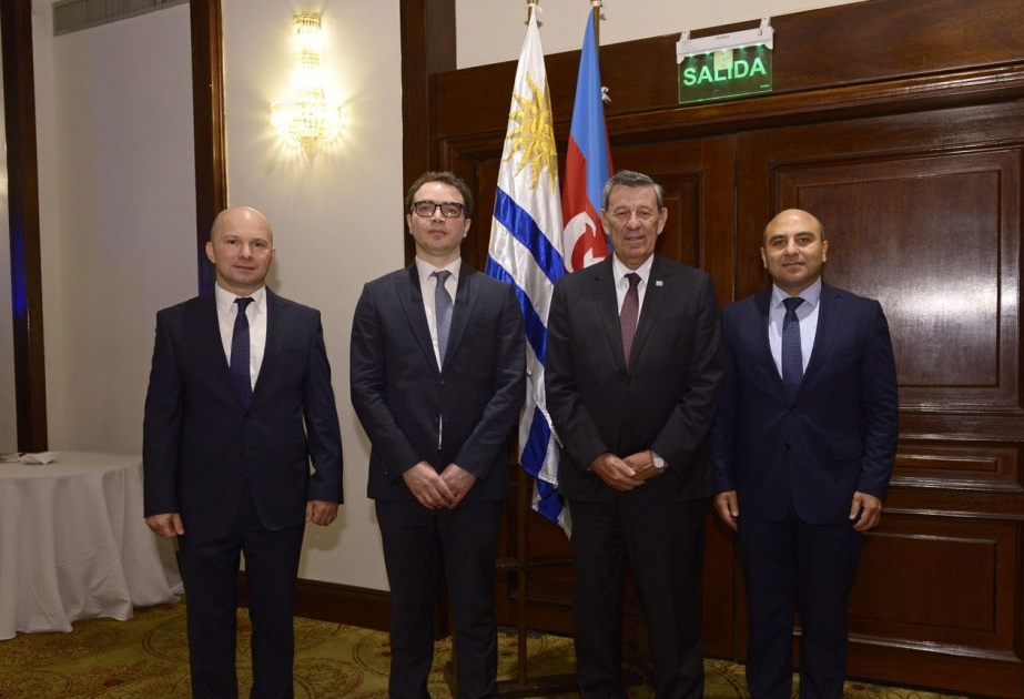 Día de la República de Azerbaiyán se celebra en Uruguay