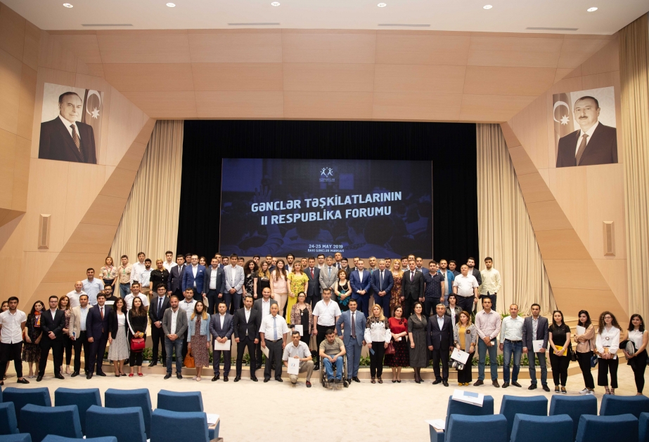 Gənclər təşkilatlarının II respublika forumunun açılışı olub