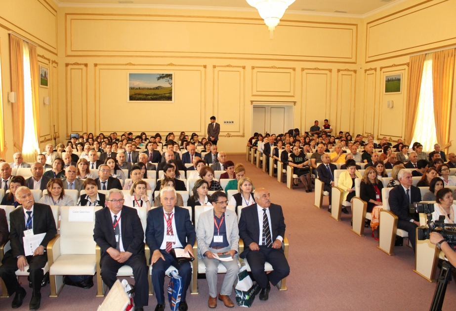 Qazax Müəllimlər Seminariyasının 100 illik yubileyinə həsr olunmuş beynəlxalq elmi konfrans keçirilib