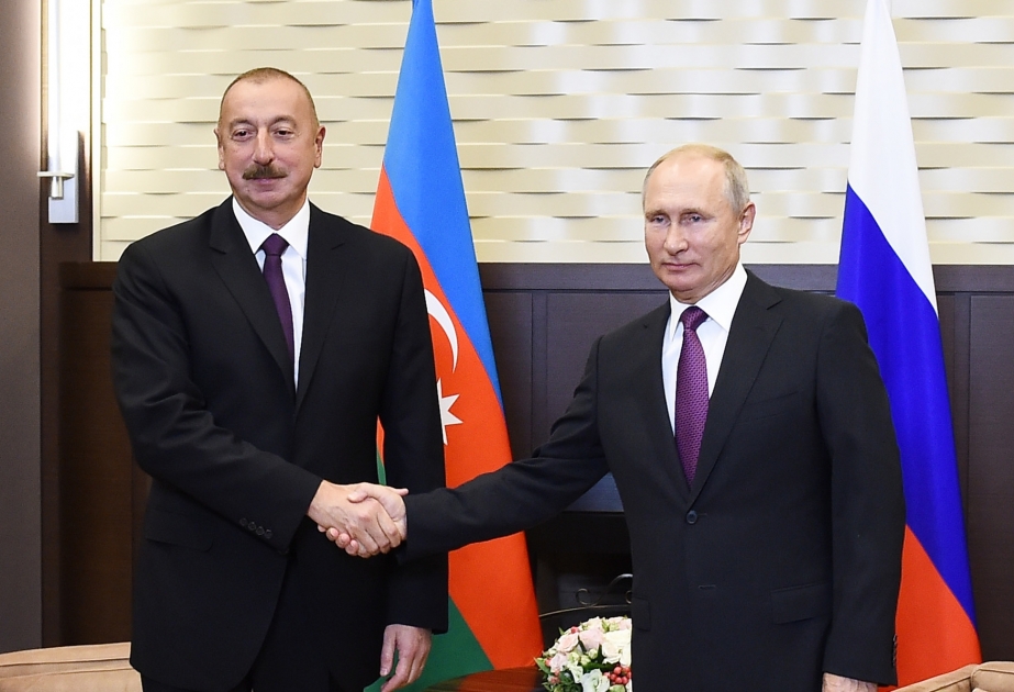 Vladimir Putin: Azərbaycan beynəlxalq gündəlikdəki aktual məsələlərin həllində mühüm rol oynayır