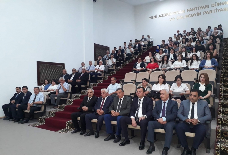 Xalq Cümhuriyyəti Avropanın demokratik dəyərləri ilə Şərq mədəniyyətinin xüsusiyyətlərini üzvi şəkildə birləşdirən dövlət nümunəsi idi