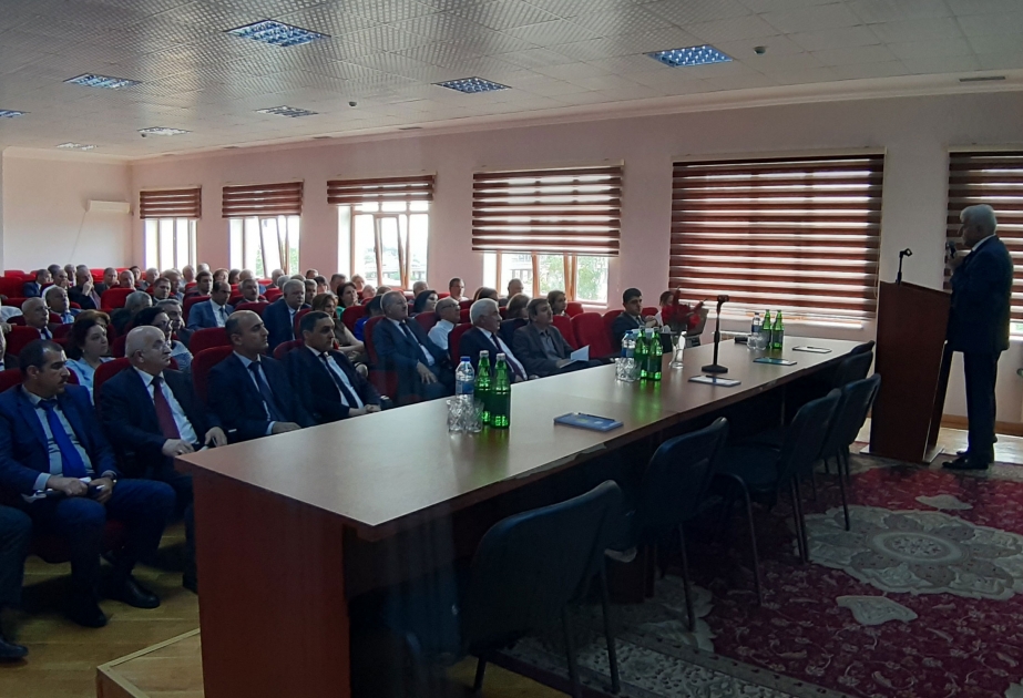 Orta ixtisas təhsili müəssisələrinin rəhbərləri üçün məlumatlandırma tədbiri