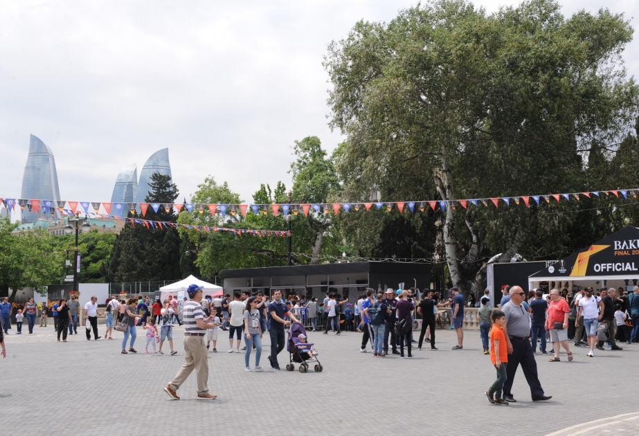 Dənizkənarı Milli Parkda azarkeş festivalına böyük sayda turist gəlib VİDEO