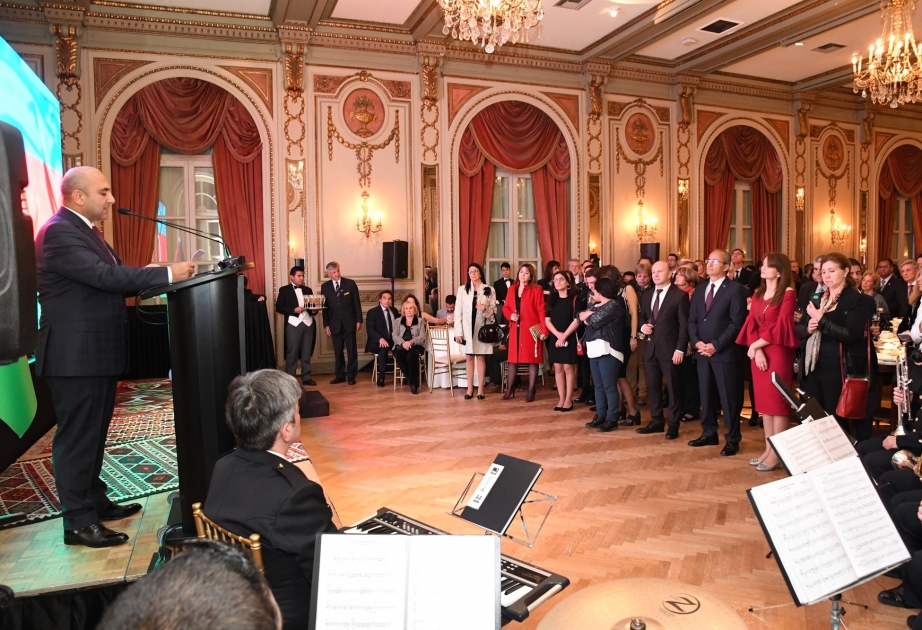 Una ceremonia solemne se celebró en Buenos Aires con motivo del Día de la República