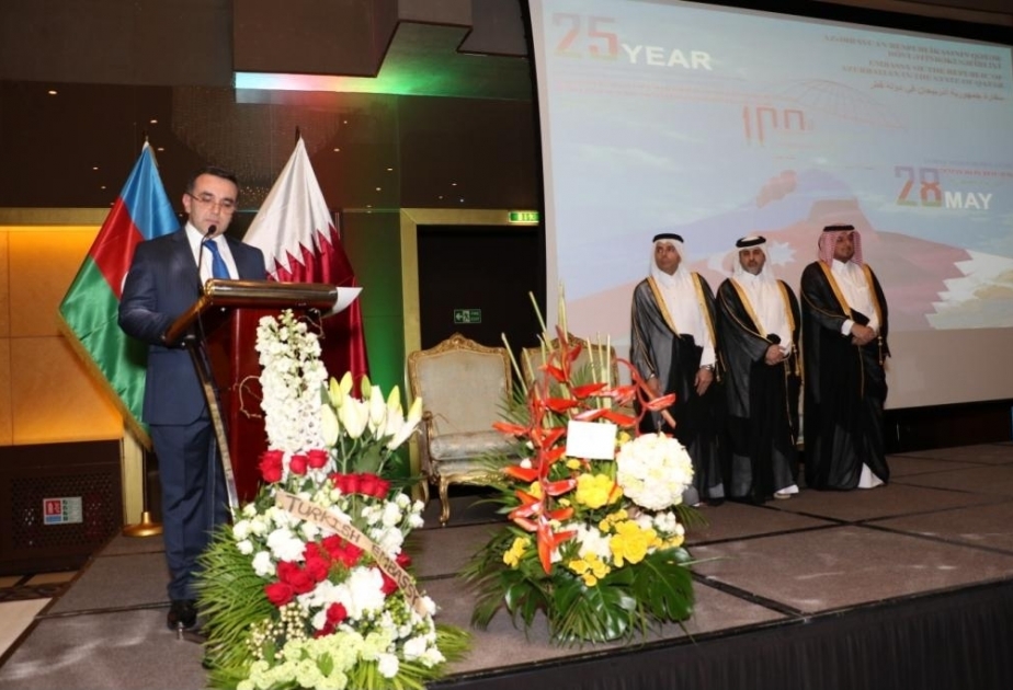 Recepción oficial en Doha con motivo del Día de la República de Azerbaiyán