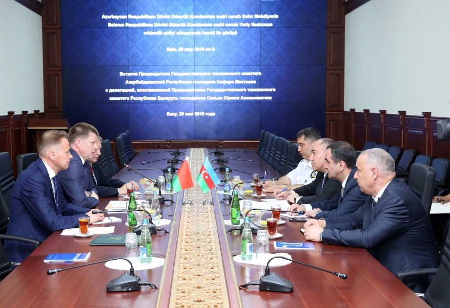 Comités de Aduanas de Azerbaiyán y Bielorrusia firman un acuerdo