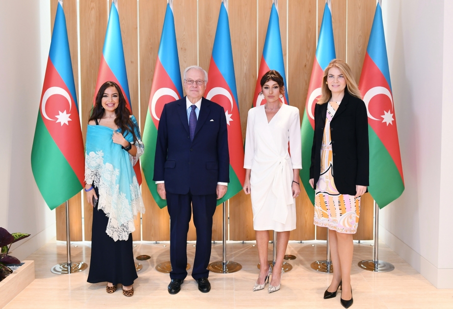 Birinci vitse-prezident Mehriban Əliyeva “Rothschild Global Financial Advisory” şirkətinin rəhbəri ilə görüşüb