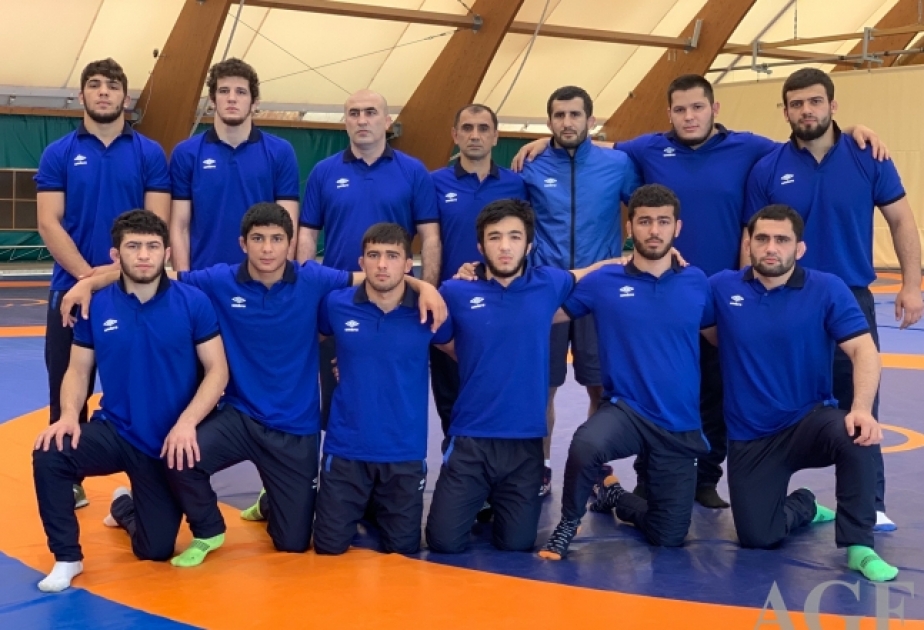 Gənc güləşçilərimiz Avropa çempionatında çıxış edəcəklər