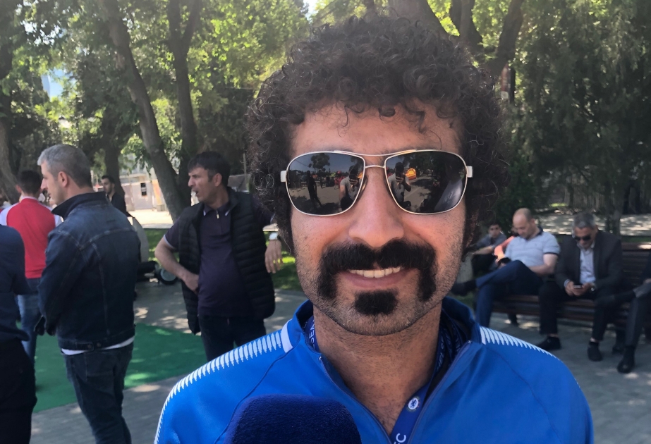 İranlı turist: Azarkeşlər böyük oyunu səbirsizliklə gözləyirlər