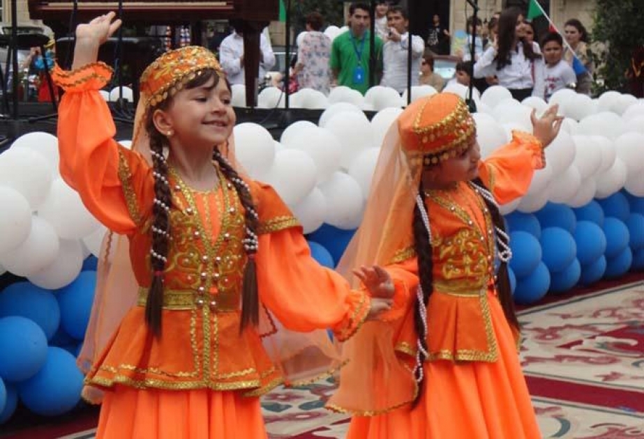 В Азербайджанском музее ковра пройдет фестиваль в честь Международного дня защиты детей