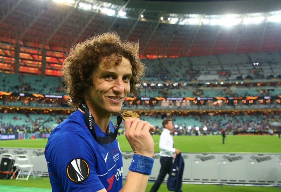 El Defensa del Chelsea David Luiz: "Terminamos la temporada con éxito en Bakú”
