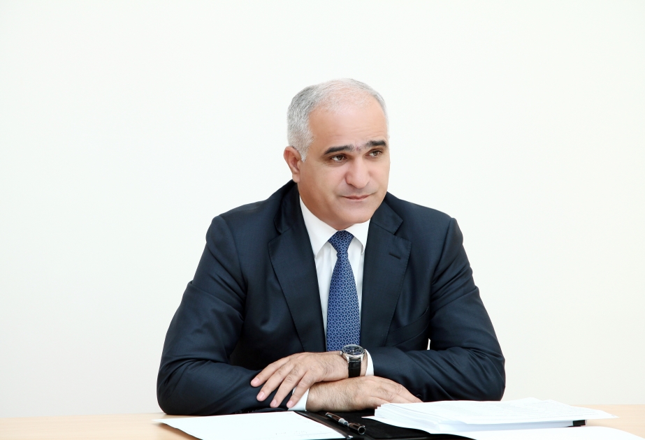 Wirtschaftsminister Schahin Mustafayev: Im ersten Quartal dieses Jahres 2,8 Milliarden Dollar in Wirtschaft des Landes investiert