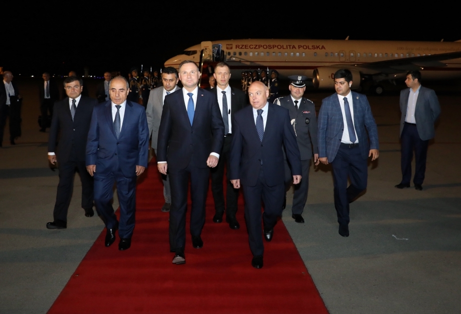 Le président polonais Andrzej Duda arrive en Azerbaïdjan pour une visite officielle