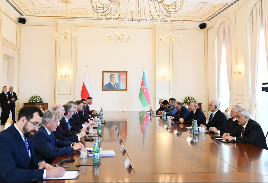 Azerbaijani, Polish presidents held expanded meeting VIDEO