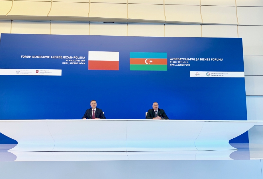 Bakú acoge el foro empresarial Azerbaiyán-Polonia