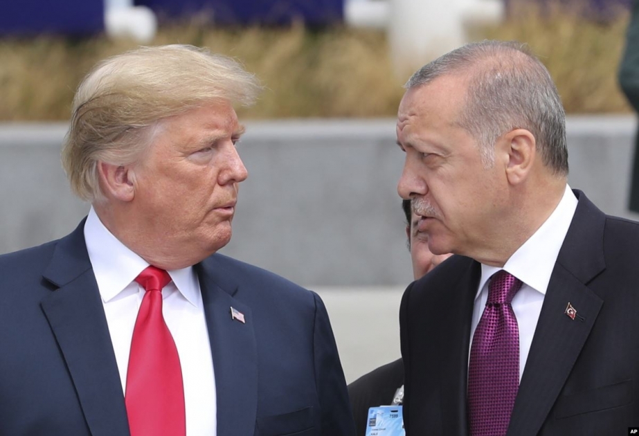 Donald Tramp S-400 üzrə işçi qrupu yaratmaq ideyasını müsbət qarşılayıb
