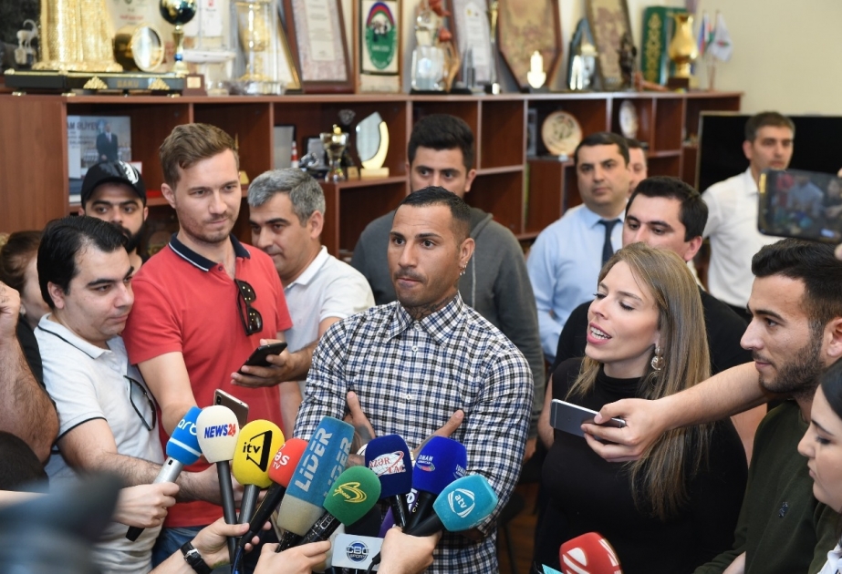 Rikardu Quarejma: Bakı gözəlliyi ilə məni valeh edir