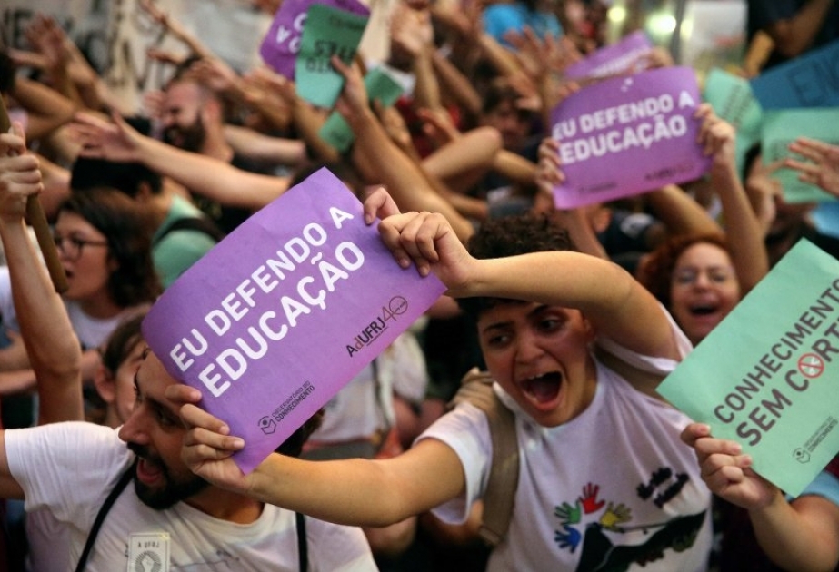 Proteste gegen brasilianische Bildungspolitik in Rio de Janeiro