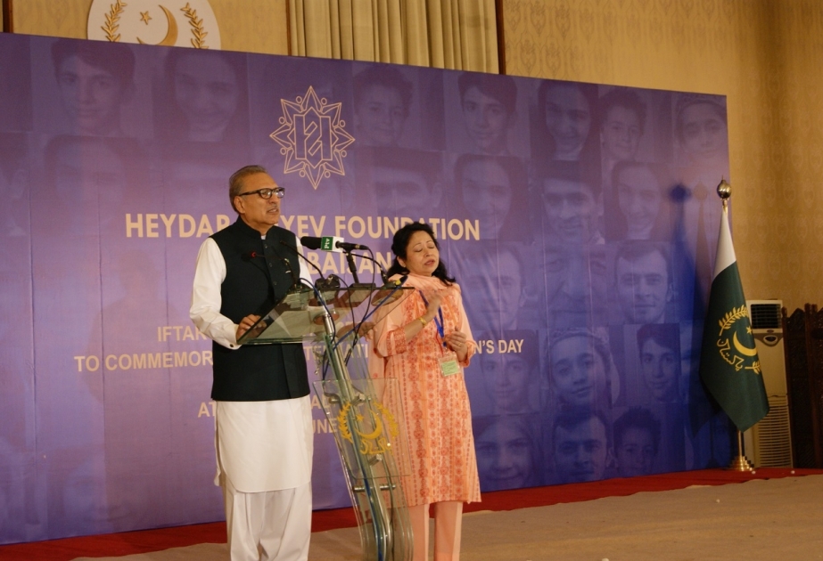 Pakistanın Prezidenti və birinci xanımı Heydər Əliyev Fondunun dəstəyi ilə İslamabadda uşaqlar üçün keçirilən tədbirdə iştirak ediblər VİDEO
