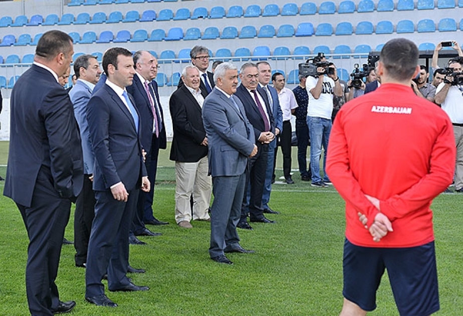 AFFA-nın prezidenti və İcraiyyə Komitəsinin üzvləri millinin məşqini izləyiblər