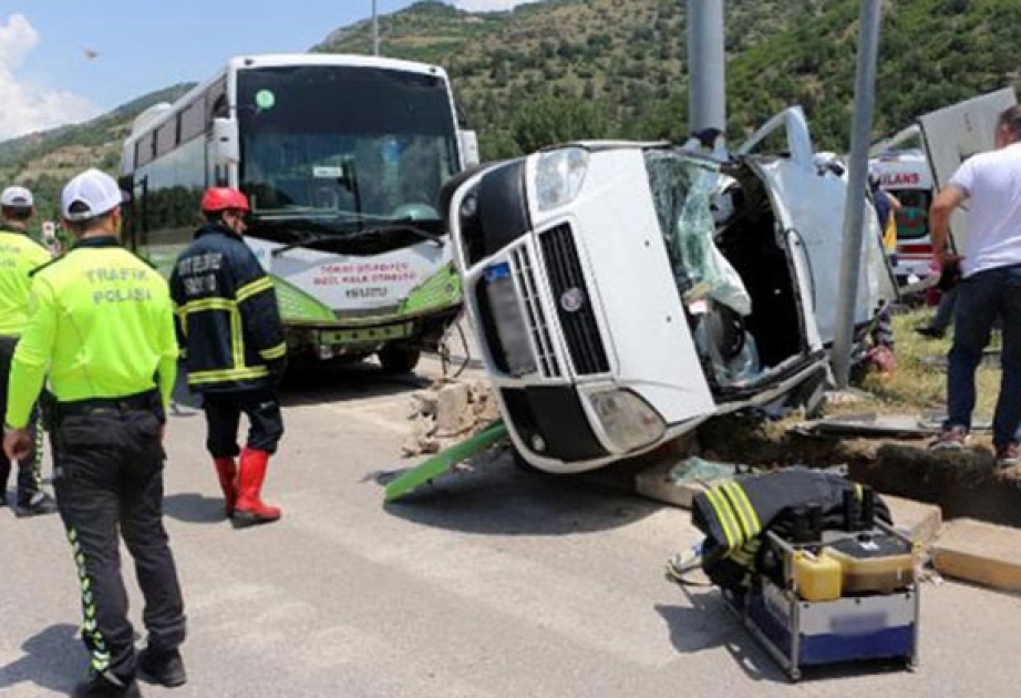 Türkiyədə Ramazan tətili günlərində yol-nəqliyyat hadisələri zamanı 61 nəfər həlak olub