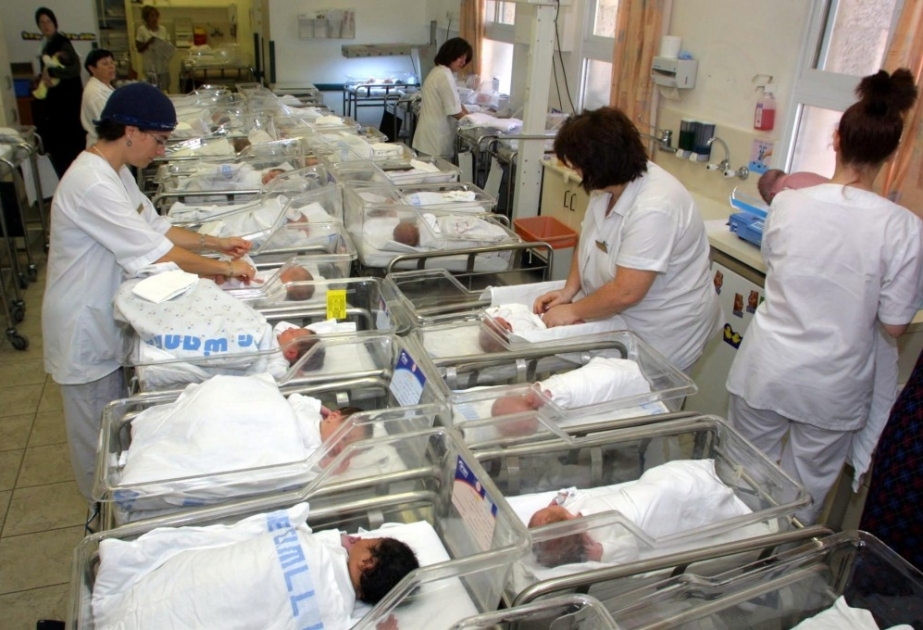 Yaponiyada ötən il doğum sayı rekord səviyyədə aşağı düşüb