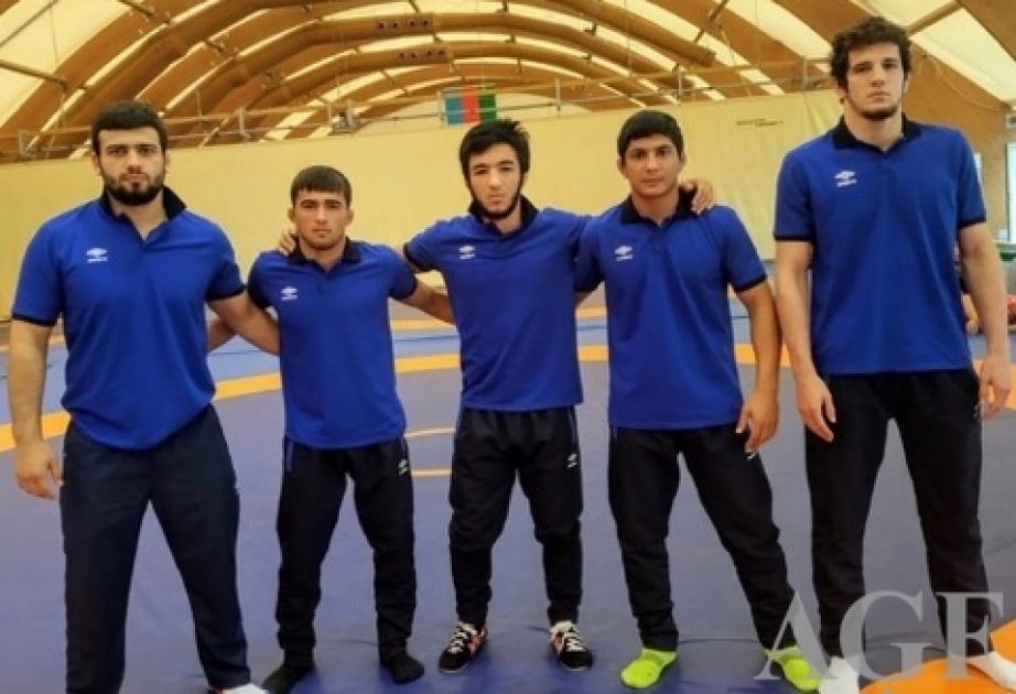 Luchadores azerbaiyanos han avanzado a las semifinales del Campeonato Europeo