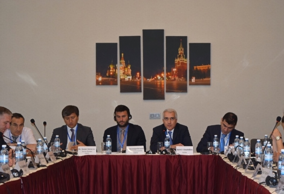 “Energetika və kommunal xidmətlər sahələrində tənzimləyici haqqında” Qanun layihəsinə dair müzakirələr aparılıb