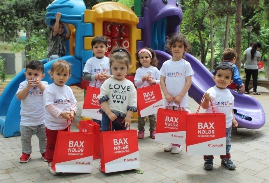 ®  Bakcell учит детей безопасному использованию интернета