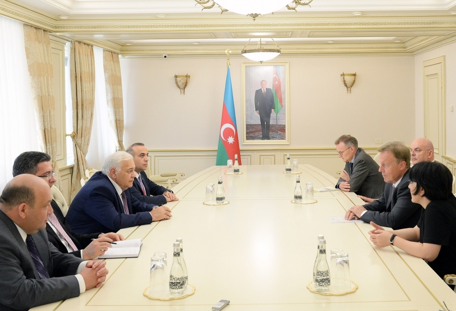 讨论阿塞拜疆-德国议会间联系