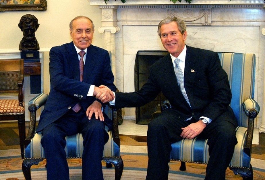 Los pensamientos de George Bush sobre Heydar Aliyev