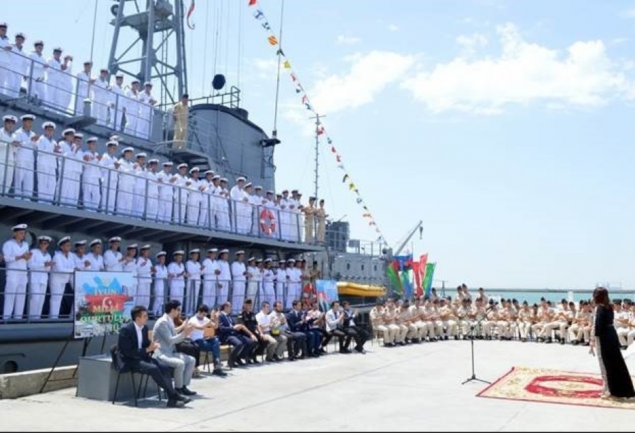 Milli Qurtuluş Günü münasibətilə Azərbaycan Ordusunda silsilə tədbirlər keçirilib