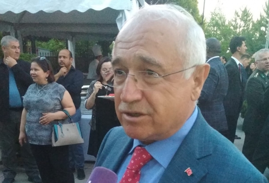 杰米尔·奇切克: 盖达尔·阿利耶夫完成了维护阿塞拜疆独立的历史使命