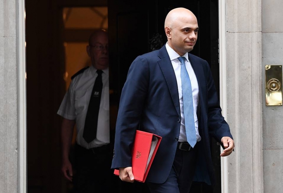 Britaniyanın daxili işlər naziri baş nazir postu uğrunda mübarizəni dayandırdı