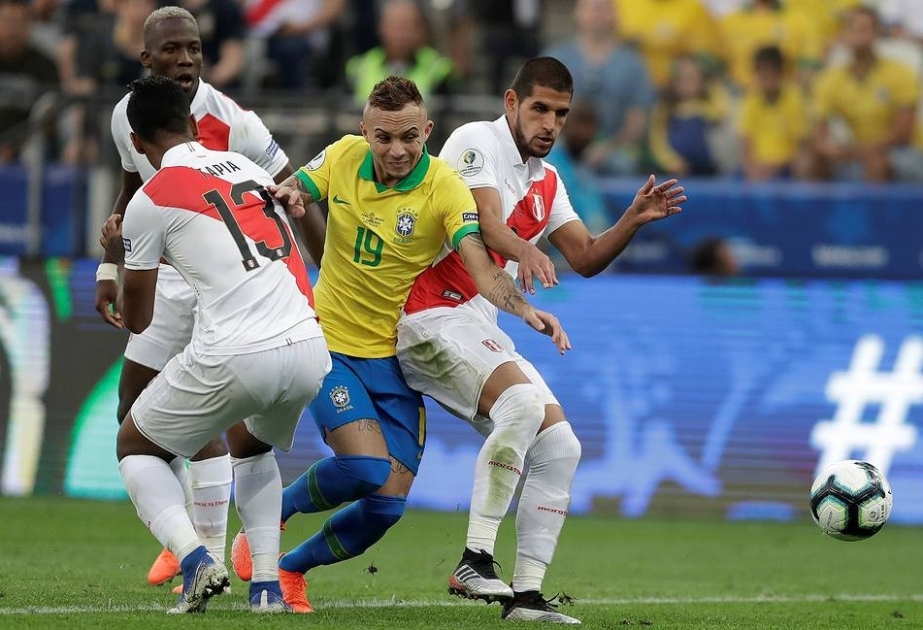 Сборная Бразилии разгромила команду Перу и вышла в плей-офф Кубка Америки по футболу