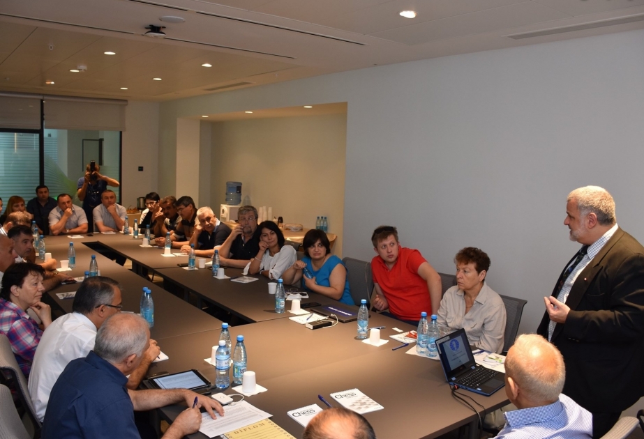 FIDE-nin təşkilatçılığı ilə Bakıda hakimlər üçün seminar keçirilir